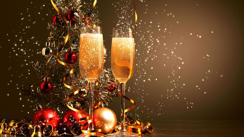 Champagne Glasses and Tree — Gold