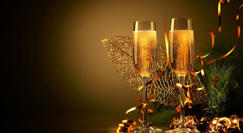 Champagne Glasses with Decorations — Gold, Festive