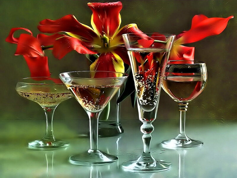 Champagne Glasses with Flowers — Red
