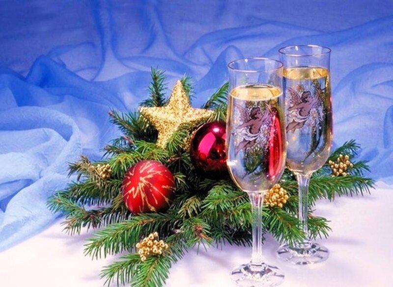 Champagne Glasses with Ornaments