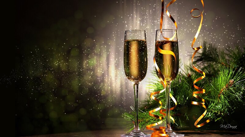 Champagne Glasses with Pine