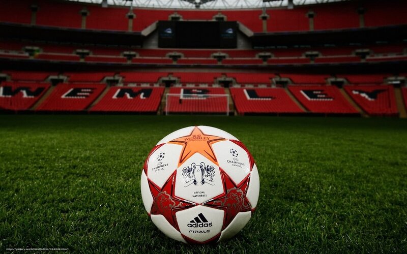 Champions League Ball — Green, Dramatic