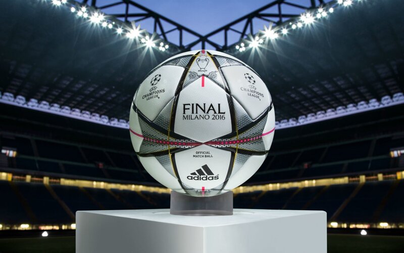 Champions League Ball — White