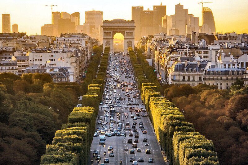 Champs-Élysées at sunset