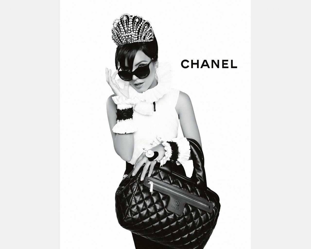 Chanel fashion advertisement