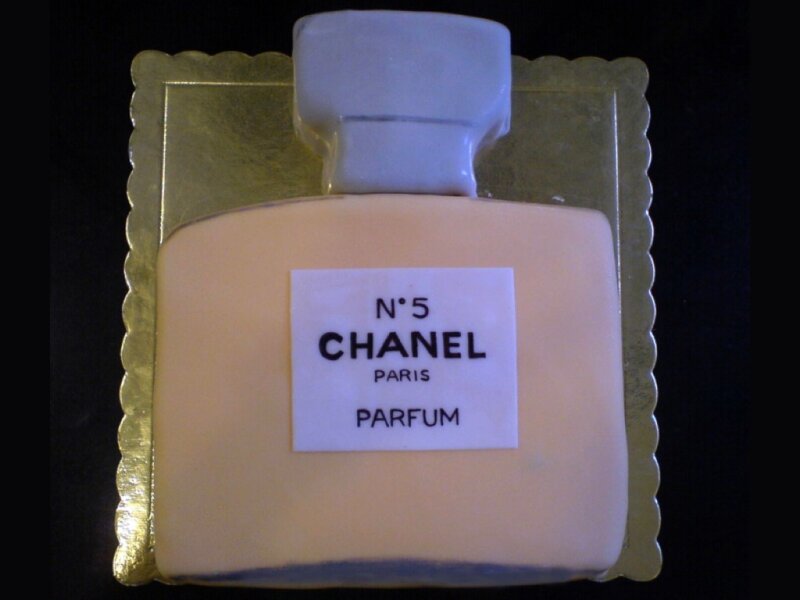 Chanel No. 5 Perfume Bottle — White