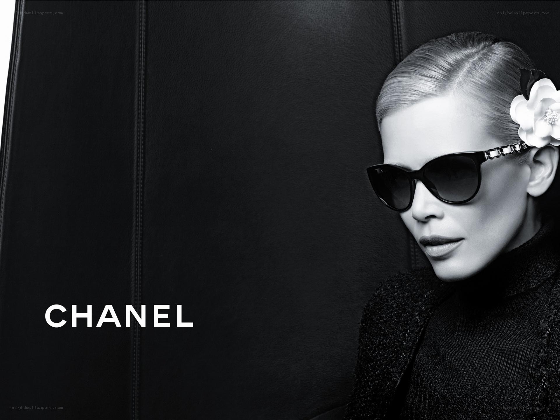 Chanel sunglasses advertisement