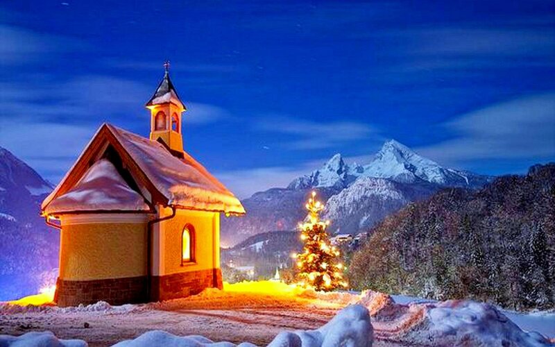 Chapel with Christmas Tree — Blue