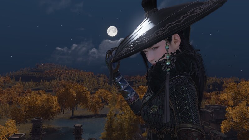 Character in Wide-brimmed Hat — Black, Serene
