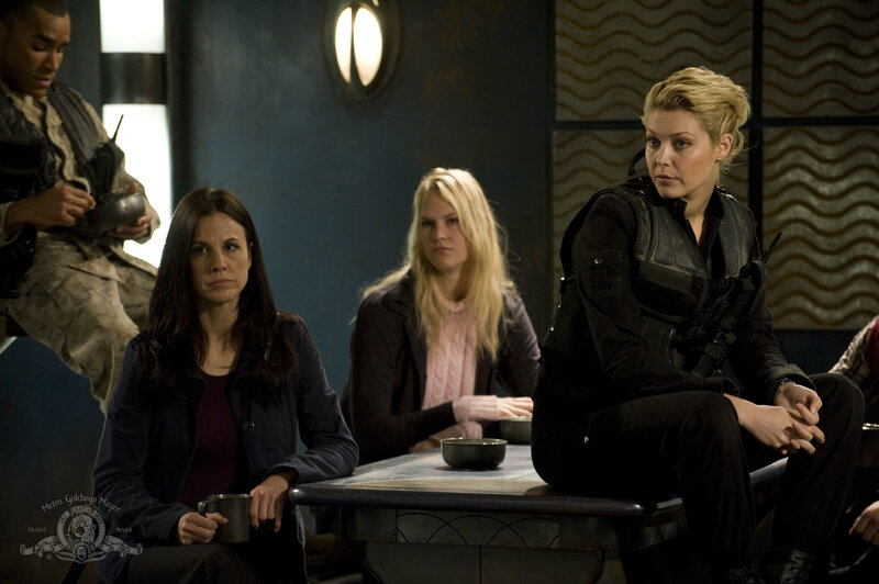 Characters in a sci-fi setting