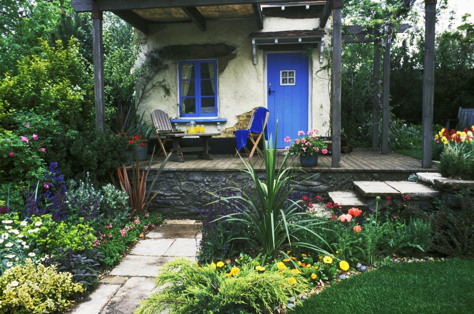 Charming cottage garden scene