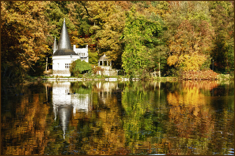 Chateau on Lake Shore