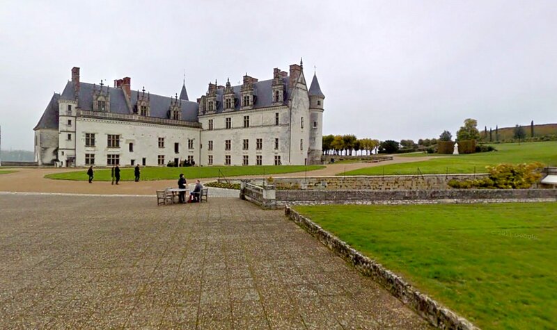 Chateau with Courtyard