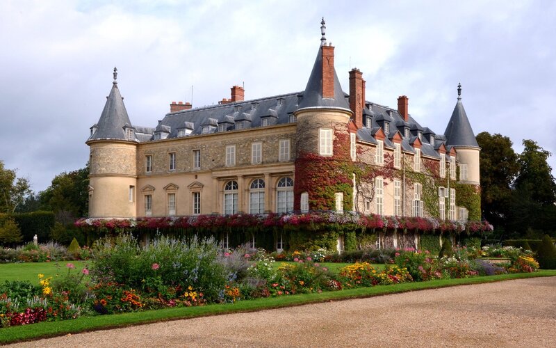Chateau with Gardens — Green