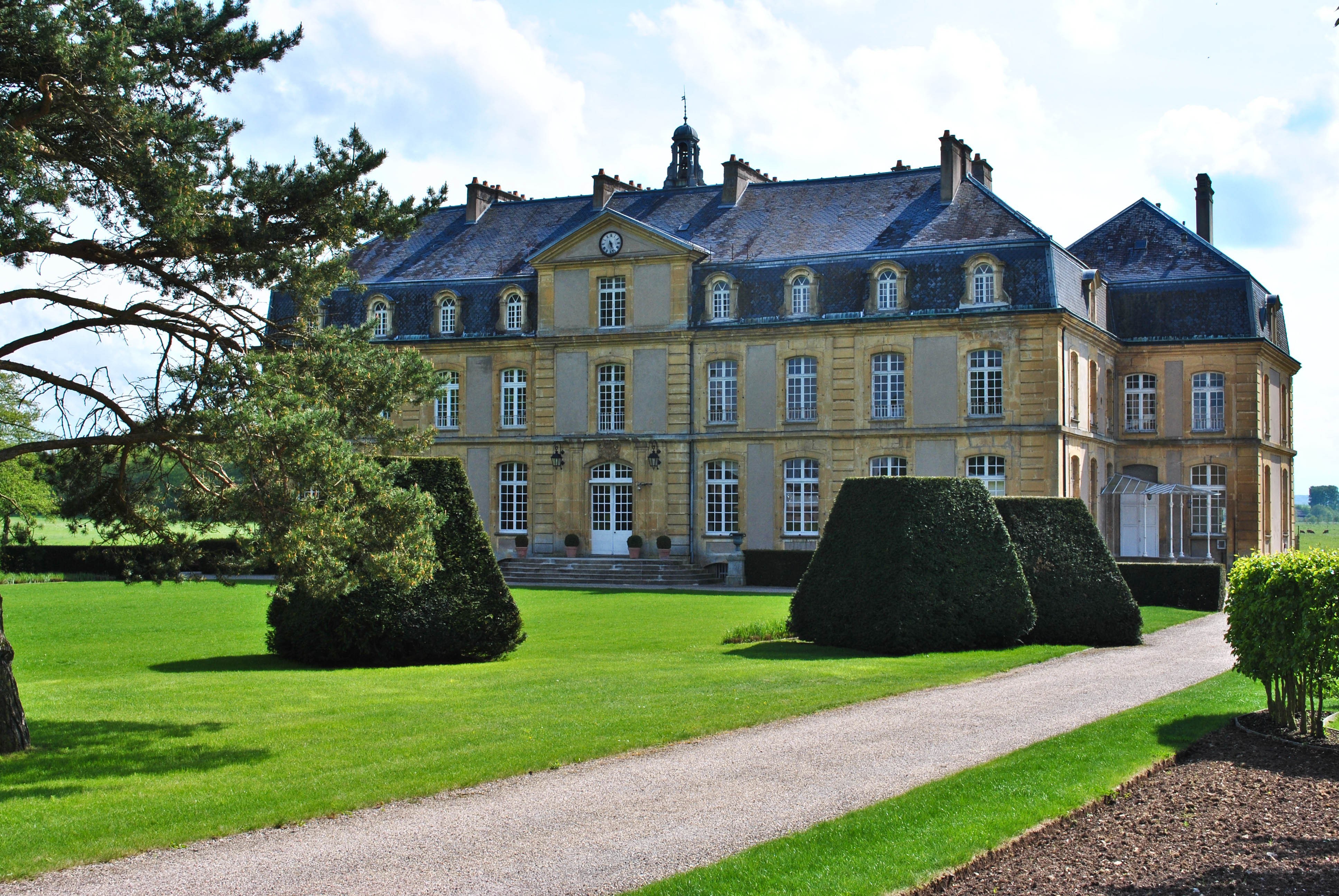 Chateau with manicured gardens