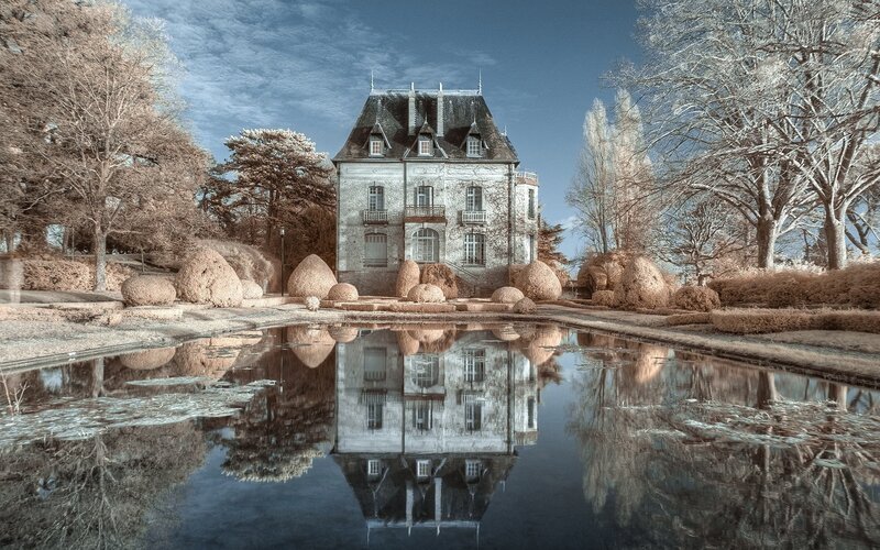 Chateau with Pond Reflection — Blue, Serene