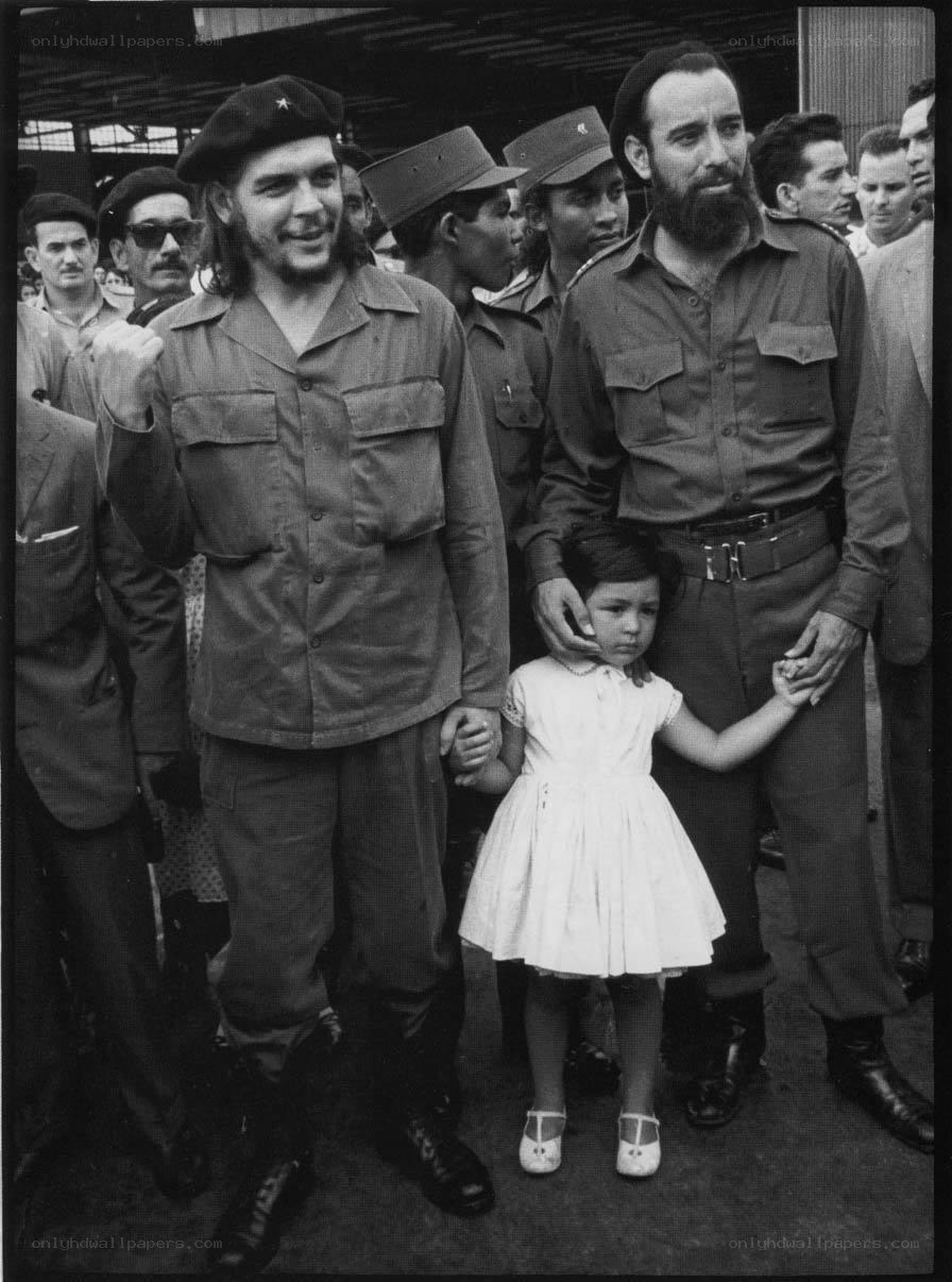 Che Guevara with child