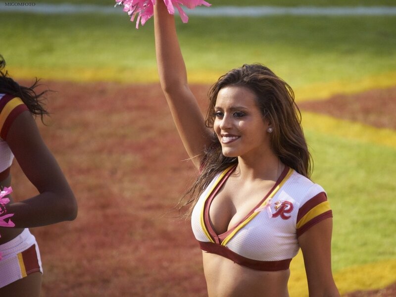 cheerleader at football game