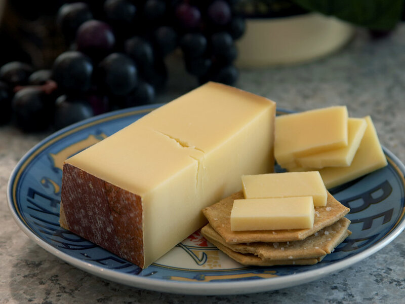 cheese and crackers with grapes