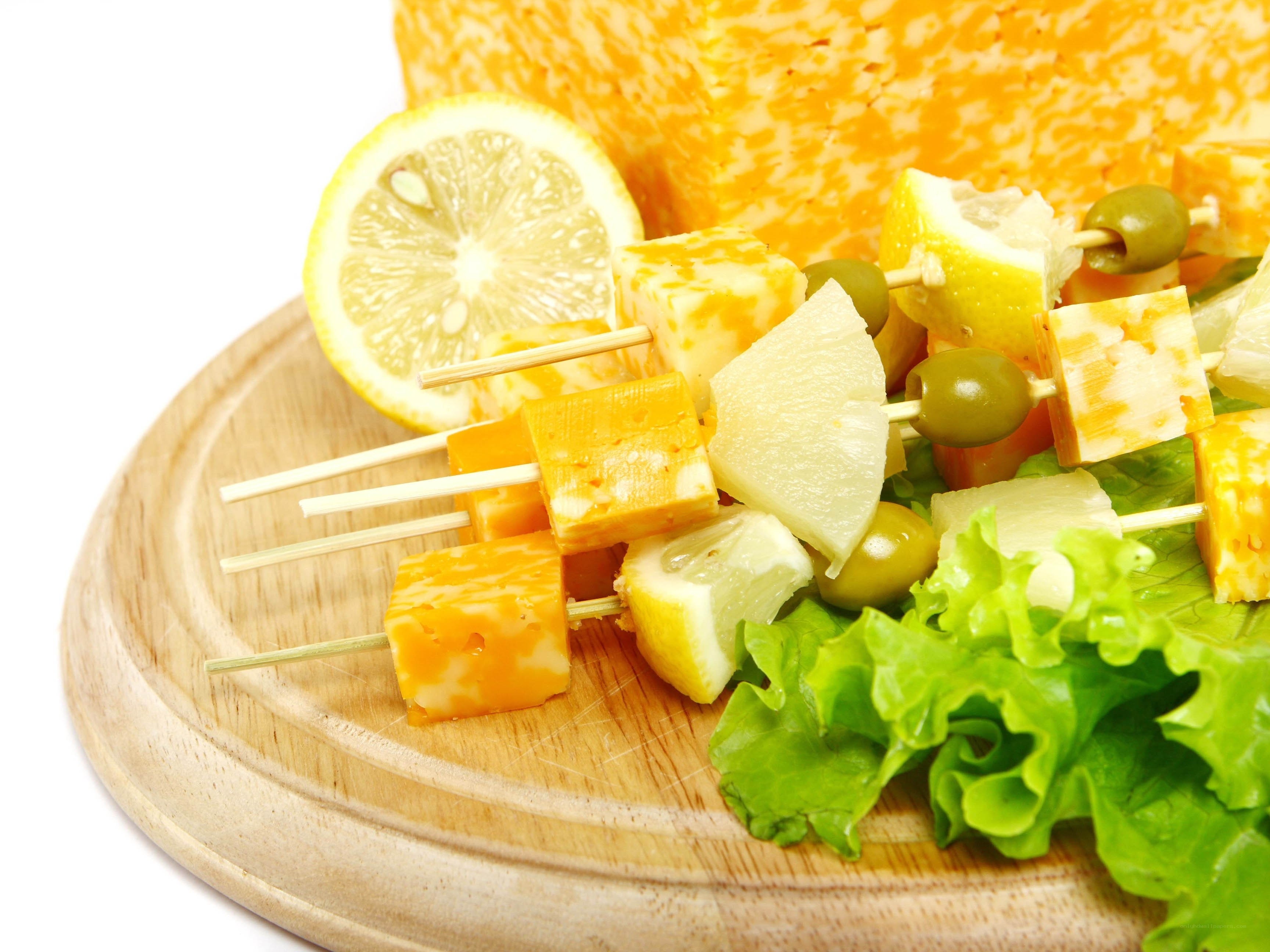 Cheese and lemon skewers