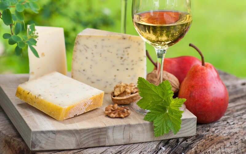Cheese and wine pairing
