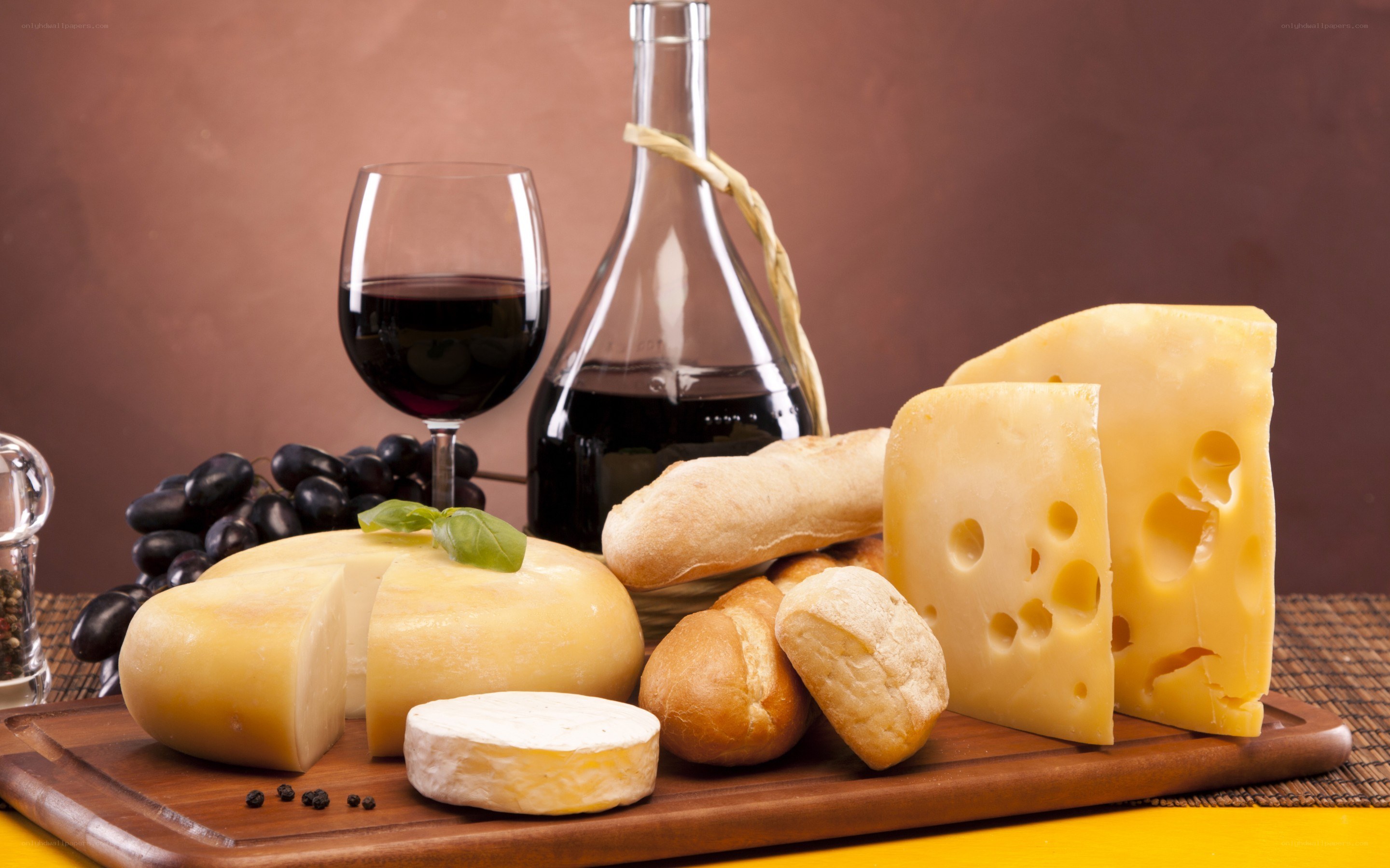 Cheese and wine platter