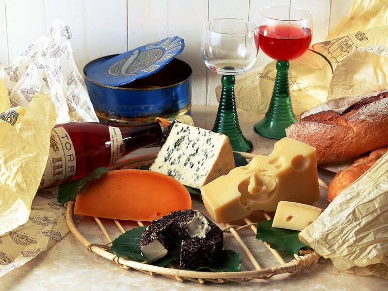 Cheese and Wine Platter — White, Calm