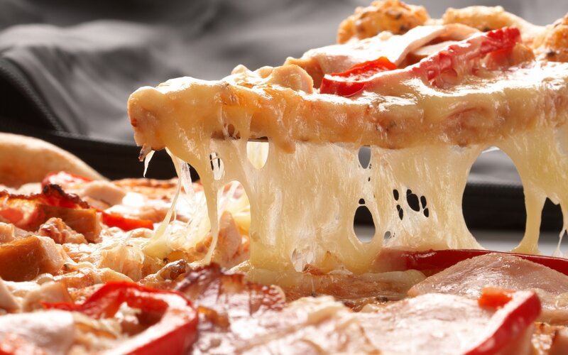 cheese-stuffed pizza slice