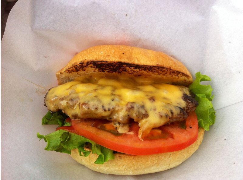Cheeseburger on Bun — Yellow