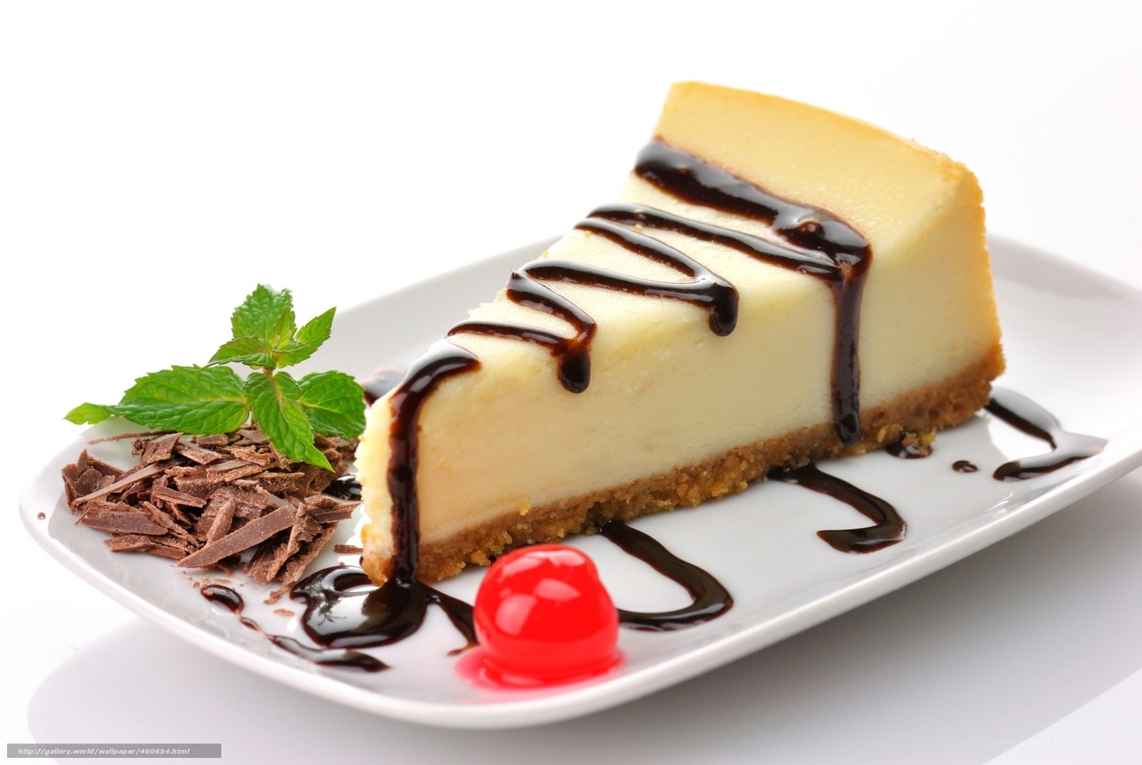 cheesecake with chocolate drizzle