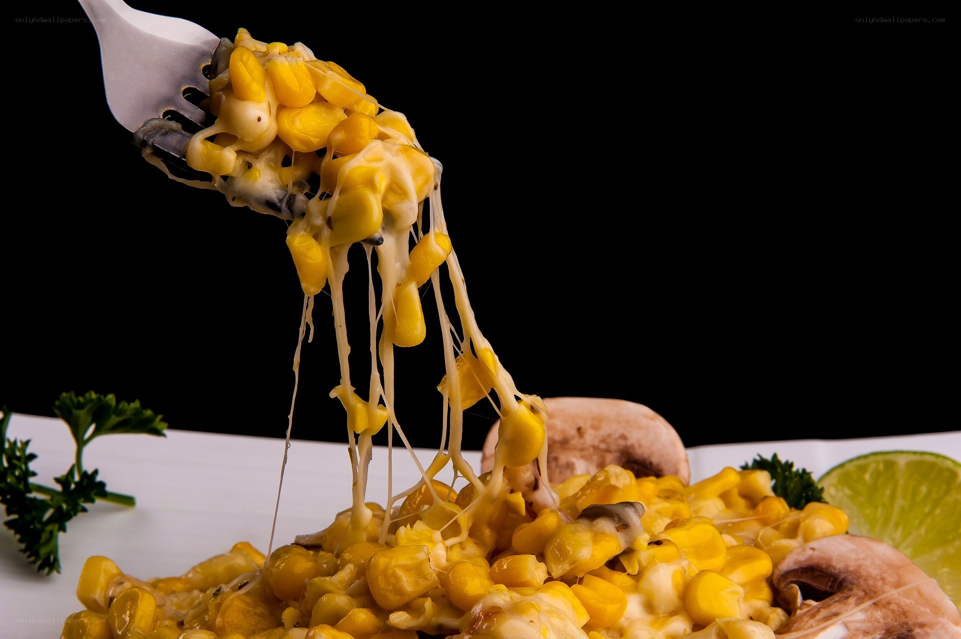 Cheesy corn with mushrooms