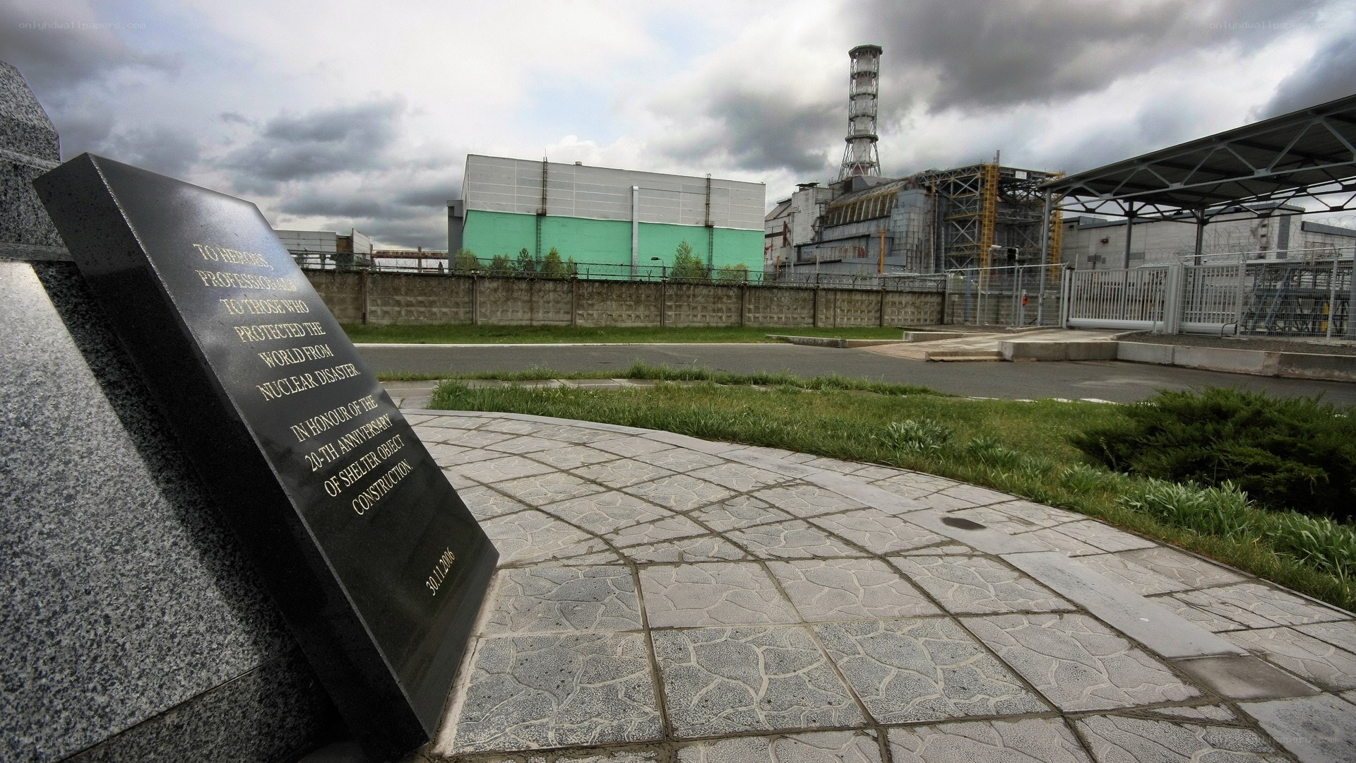 Chernobyl memorial and reactor