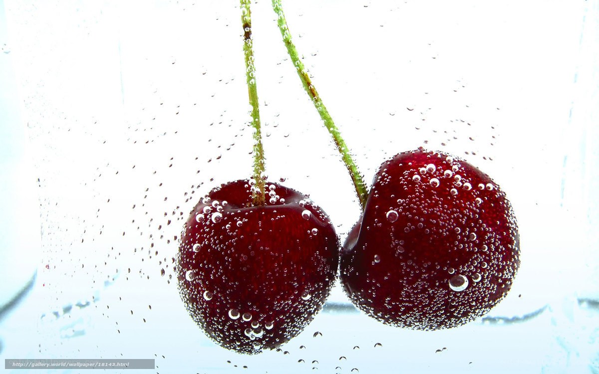 Cherries in carbonated water