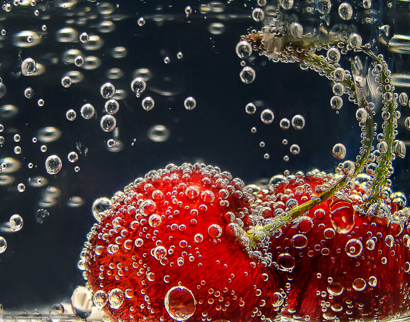 Cherries in Water — Red, Calm