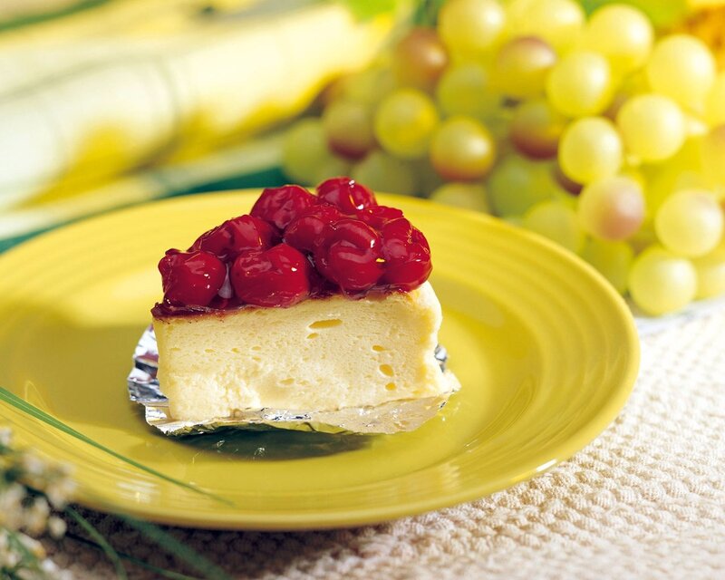 cherry cheesecake slice