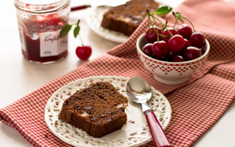 cherry chocolate cake slice