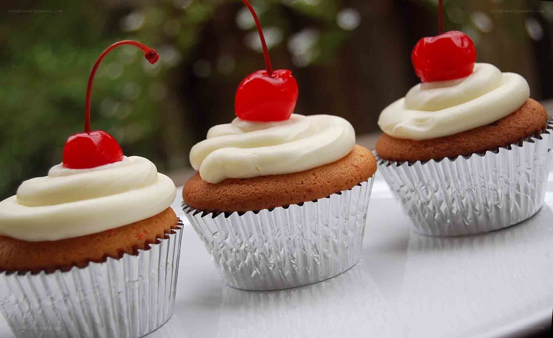 cherry cupcakes with frosting