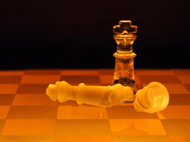 chess king defeated
