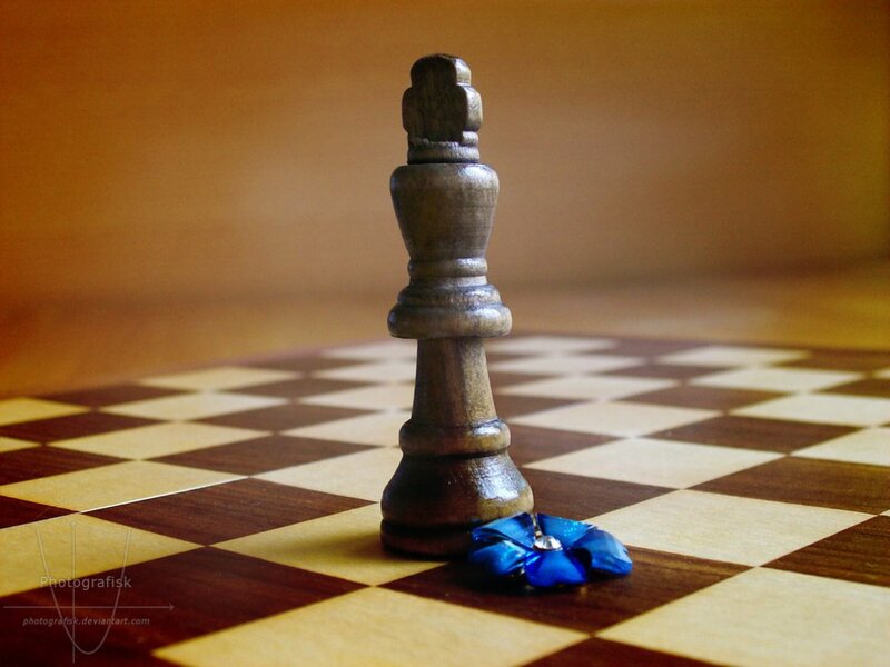 Chess King on Board
