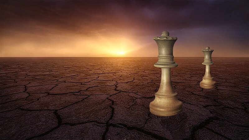 Chess Queens on Cracked Ground