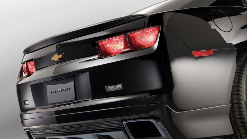 Chevrolet Camaro Black rear view