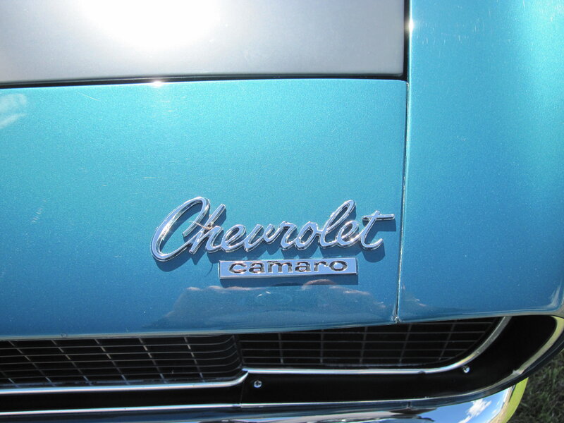 Chevrolet Camaro Emblem
