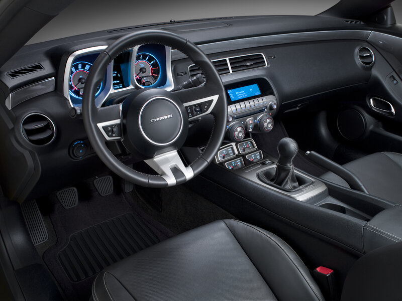Chevrolet Camaro interior