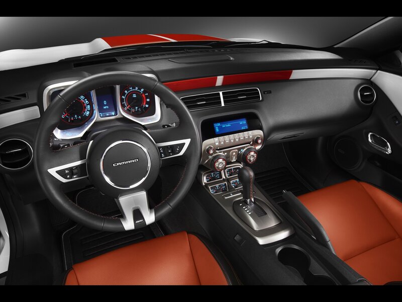 Chevrolet Camaro interior