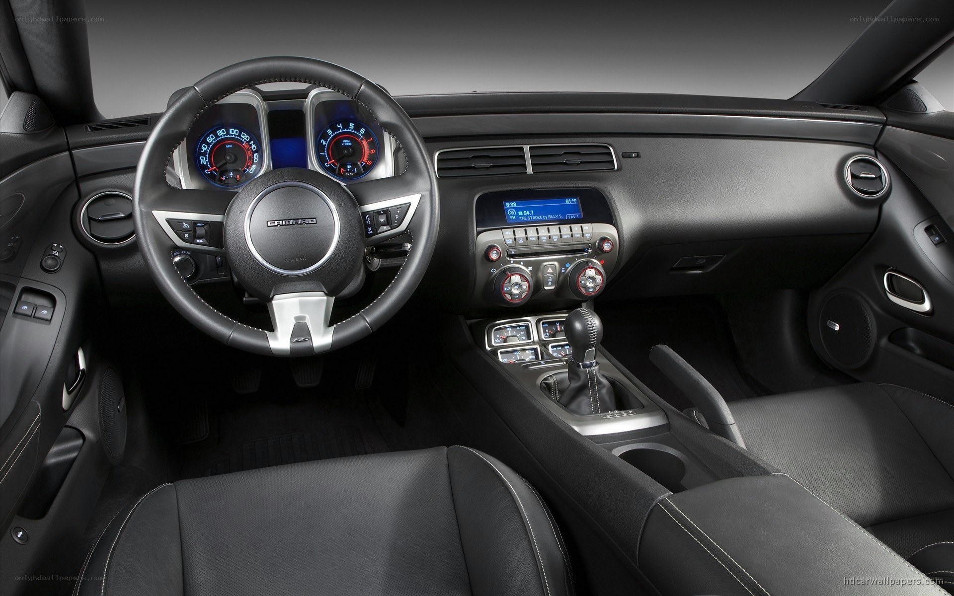 Chevrolet Camaro interior