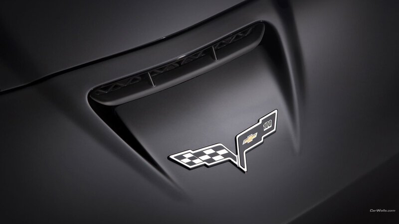 Chevrolet Corvette 100 badge
