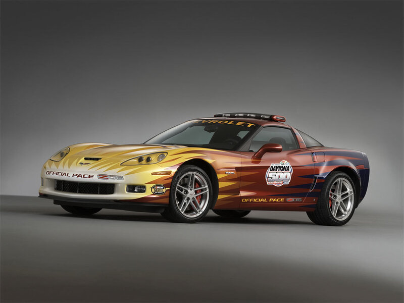 Chevrolet Corvette Z06 — Gold