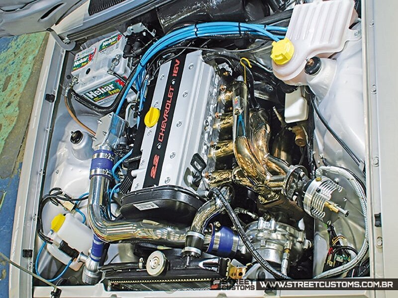 Chevrolet engine bay
