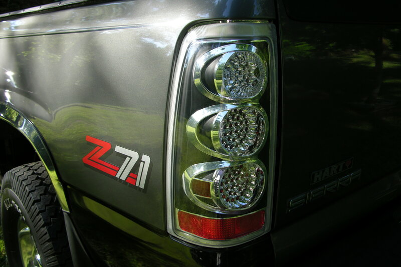 Chevrolet Z71 tail light