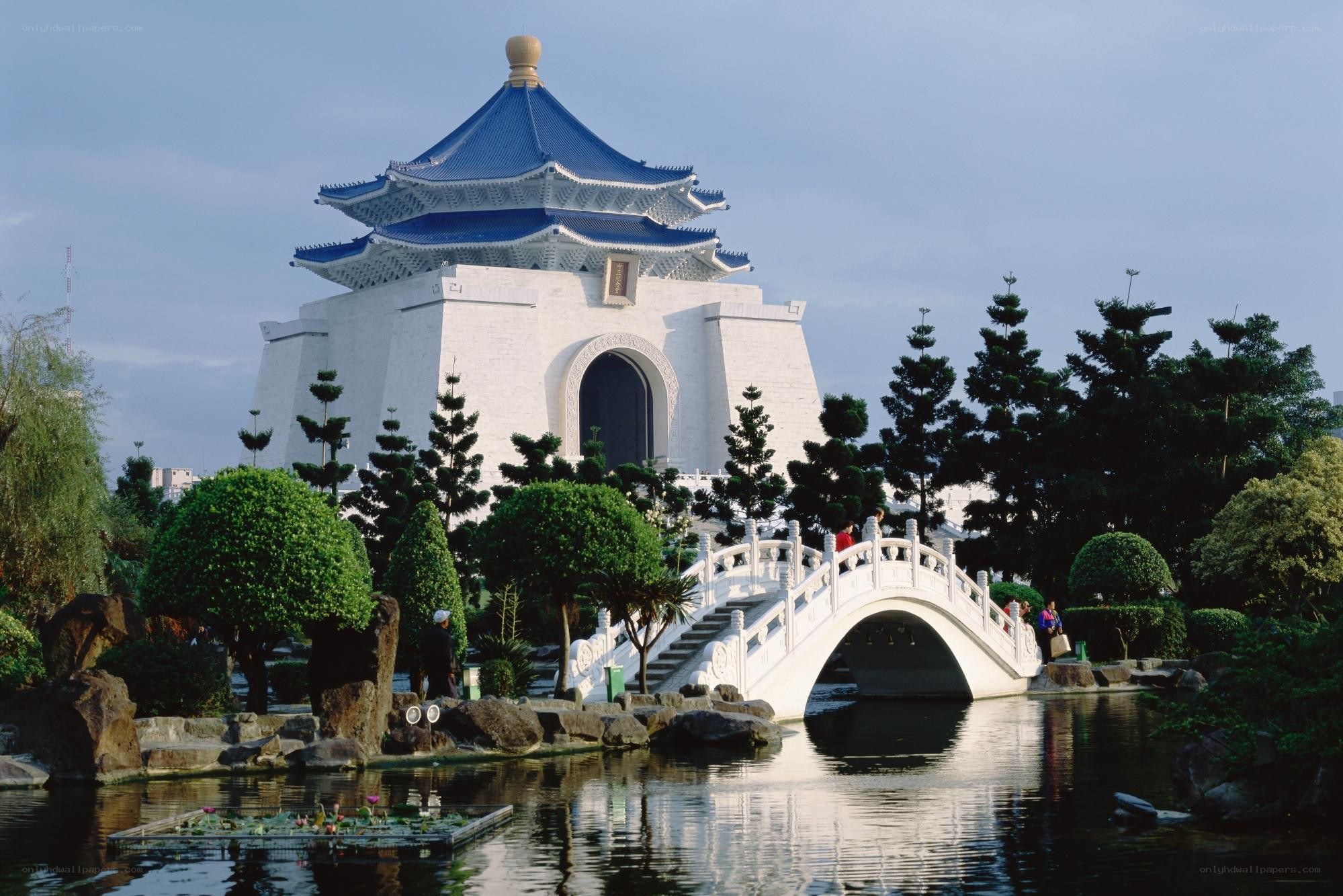 Chiang Kai-shek Memorial Hall